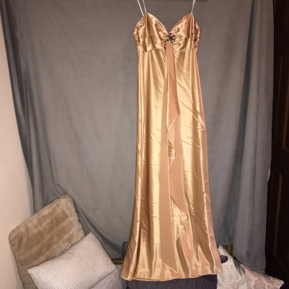 ⭐️ABS gown gold strapless PROM (8)